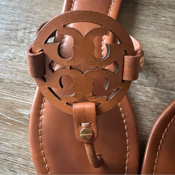 Women's Tory Burch Brown Leather Miller Sandals 8.5 - Picture 2 of 10